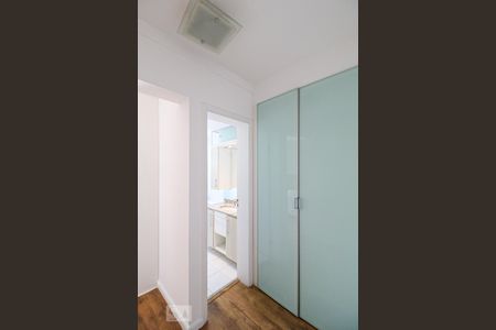 Apartamento à venda com 100m², 2 quartos e 2 vagas Apartamento à venda com 100m², 2 quartos e 2 vagasSuíte