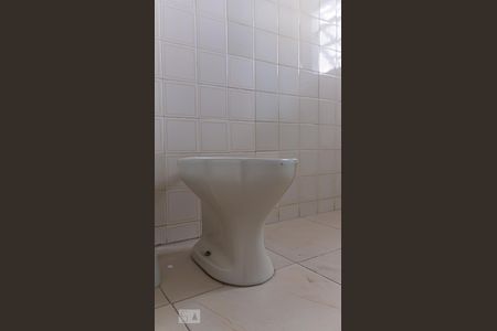 Apartamento à venda com 70m², 2 quartos e sem vagaBanheiro