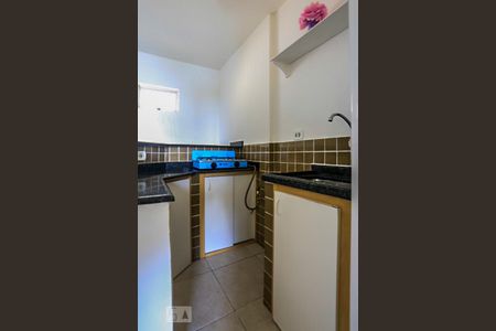 Apartamento para alugar com 35m², 1 quarto e sem vaga Apartamento para alugar com 35m², 1 quarto e sem vagaCozinha - Armários