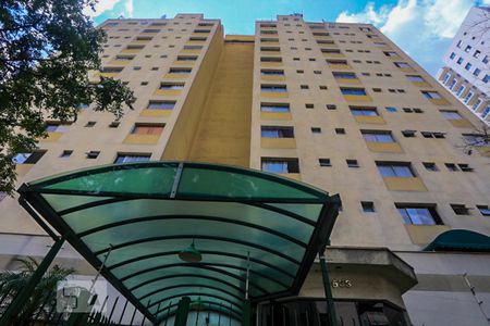 Apartamento para alugar com 35m², 1 quarto e sem vaga Apartamento para alugar com 35m², 1 quarto e sem vagaFachada