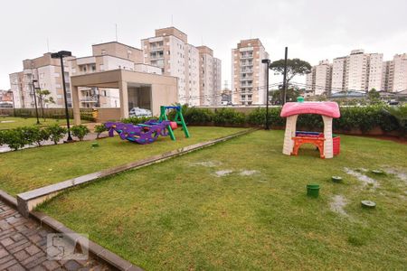 Apartamento à venda com 47m², 2 quartos e 1 vagaÁrea Comum - Playground