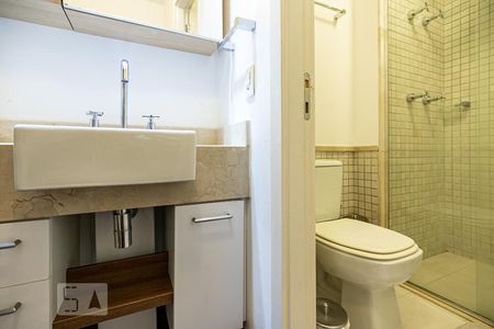 Apartamento para alugar com 48m², 1 quarto e 2 vagasBanheiro da Suíte