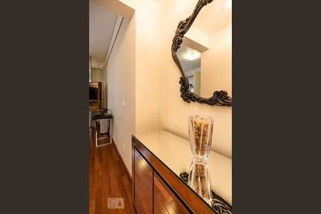 Sala de apartamento para alugar com 1 quarto, 48m² em Vila Olímpia, São Paulo