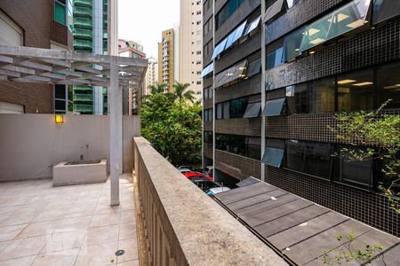 Apartamento para alugar com 48m², 1 quarto e 2 vagasVista
