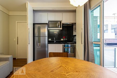 Sala de apartamento para alugar com 1 quarto, 48m² em Vila Olímpia, São Paulo