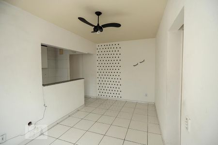 Apartamento à venda com 50m², 2 quartos e sem vaga Apartamento à venda com 50m², 2 quartos e sem vagaSala