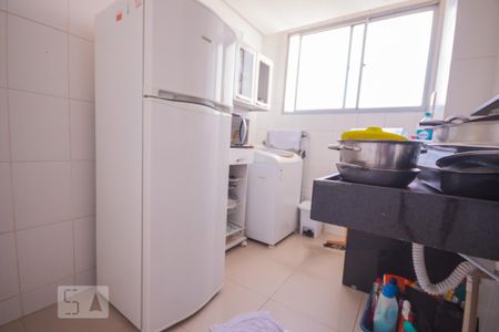 Cozinha de apartamento para alugar com 2 quartos, 61m² em São João Batista (venda Nova), Belo Horizonte