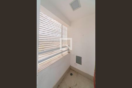 Apartamento à venda com 83m², 2 quartos e 2 vagasDepósito