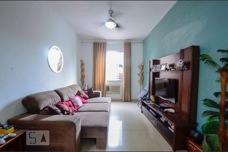 Apartamento à venda com 80m², 2 quartos e sem vagaSala