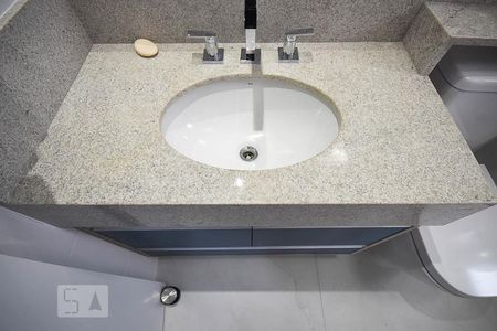 Apartamento à venda com 35m², 1 quarto e 1 vagaDetalhe do Banheiro Suíte 