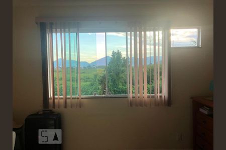 Casa de condomínio à venda com 300m², 4 quartos e 3 vagas