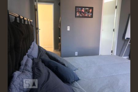 Casa de condomínio à venda com 300m², 4 quartos e 3 vagas
