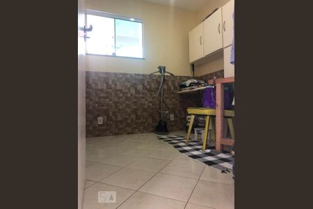 Casa de condomínio à venda com 300m², 4 quartos e 3 vagas