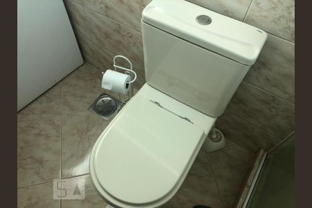 Casa de condomínio à venda com 300m², 4 quartos e 3 vagas