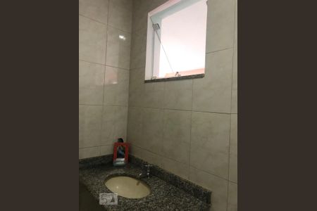 Casa de condomínio à venda com 300m², 4 quartos e 3 vagas