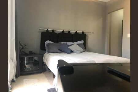 Casa de condomínio à venda com 300m², 4 quartos e 3 vagas