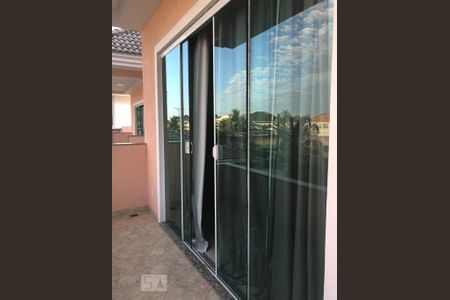 Casa de condomínio à venda com 300m², 4 quartos e 3 vagas