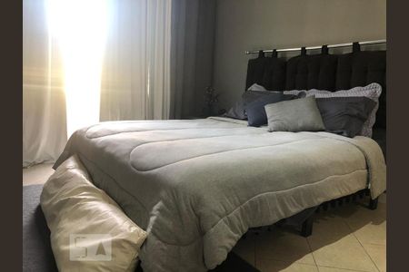 Casa de condomínio à venda com 300m², 4 quartos e 3 vagas
