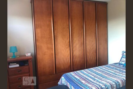 Casa de condomínio à venda com 300m², 4 quartos e 3 vagas