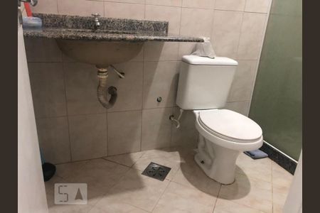 Casa de condomínio à venda com 300m², 4 quartos e 3 vagas