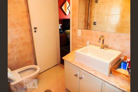 Banheiro da Suíte de apartamento à venda com 3 quartos, 115m² em Aclimação, São Paulo