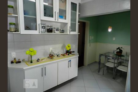 Cozinha de apartamento à venda com 3 quartos, 115m² em Aclimação, São Paulo