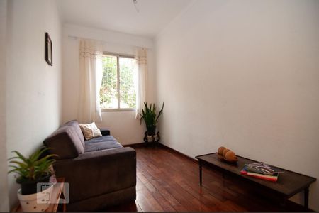 Apartamento à venda com 88m², 2 quartos e sem vaga Apartamento à venda com 88m², 2 quartos e sem vagaSala