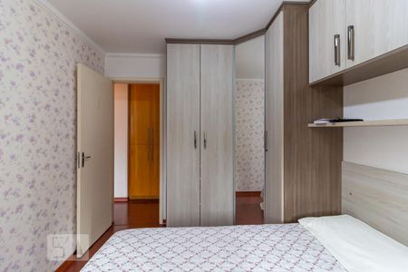 Quarto 2 de apartamento para alugar com 2 quartos, 55m² em Vila Campestre, São Paulo