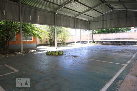 Casa à venda com 900m², 7 quartos e 8 vagasQuadra Esportiva