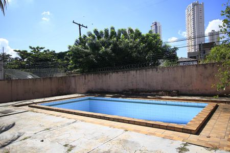 Casa à venda com 900m², 7 quartos e 8 vagasPiscina