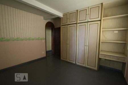 Casa à venda com 900m², 7 quartos e 8 vagasSuite2