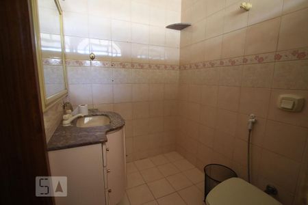 Casa à venda com 900m², 7 quartos e 8 vagasBanheiro da Suite1