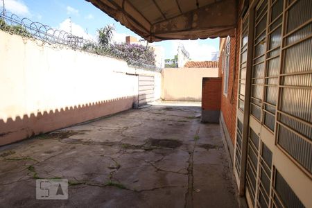 Casa à venda com 900m², 7 quartos e 8 vagasCorredor