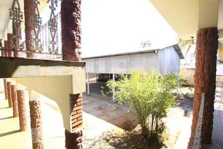 Casa à venda com 900m², 7 quartos e 8 vagasSala - Vista da Varanda