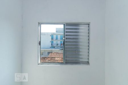 Casa para alugar com 60m², 2 quartos e sem vaga Casa para alugar com 60m², 2 quartos e sem vagaJanela do quarto 2