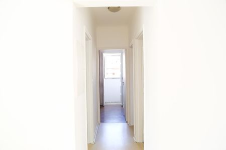 Corredor de apartamento à venda com 3 quartos, 76m² em Vila Clementino, São Paulo