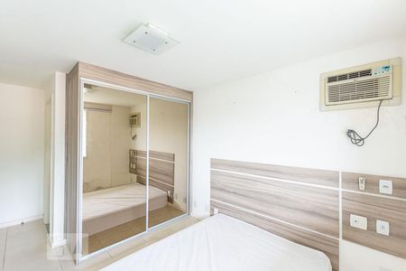 Suite  de apartamento à venda com 2 quartos, 70m² em São Francisco, Niterói