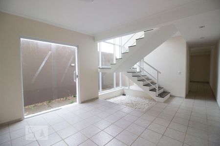 Sala 2 de casa para alugar com 4 quartos, 167m² em Horto Santo Antonio, Jundiaí