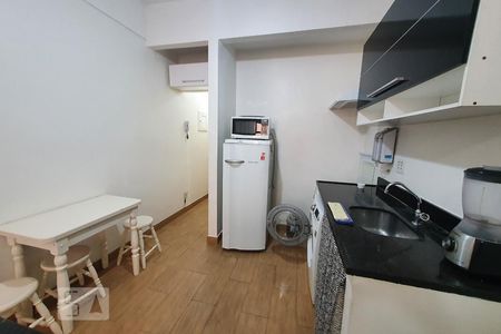 Sala de apartamento à venda com 1 quarto, 28m² em Copacabana, Rio de Janeiro