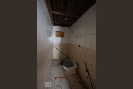 Banheiro de casa para alugar com 1 quarto, 55m² em Feitoria, São Leopoldo