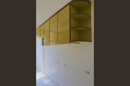 Apartamento à venda com 50m², 2 quartos e 1 vagaCozinha - Armários