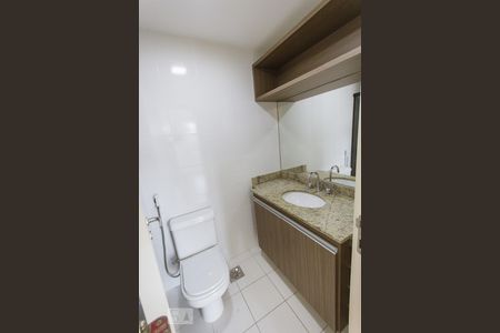 Apartamento para alugar com 92m², 3 quartos e 1 vaga Apartamento para alugar com 92m², 3 quartos e 1 vagaBanheiro Social