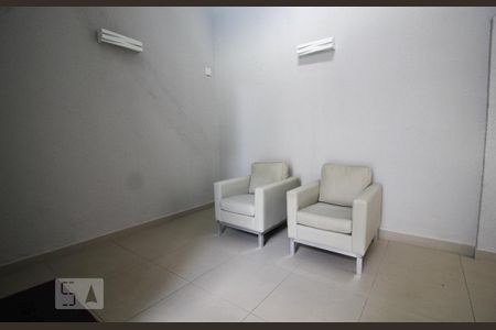 Apartamento para alugar com 84m², 2 quartos e 1 vagaHall social