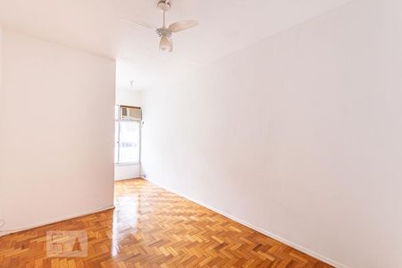 Quarto 1 de apartamento para alugar com 2 quartos, 80m² em Icaraí, Niterói