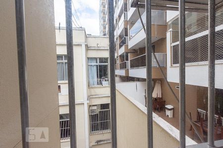 Vista do Quarto 1 de apartamento para alugar com 2 quartos, 80m² em Icaraí, Niterói
