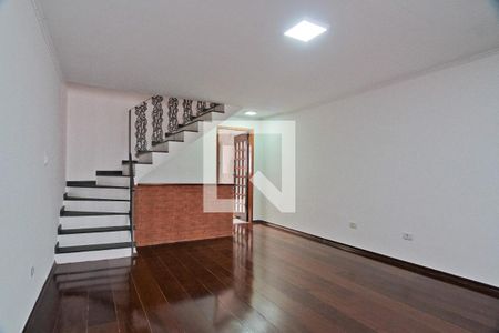 Sala de casa para alugar com 2 quartos, 130m² em Vila São Vicente, São Paulo