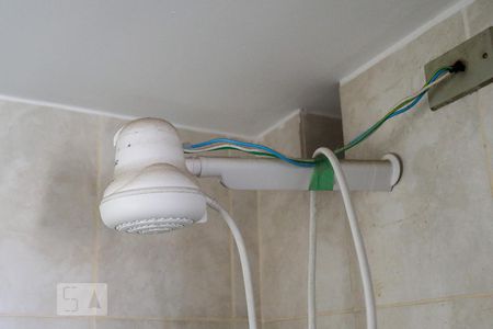 Apartamento para alugar com 70m², 2 quartos e 1 vagaChuveiro