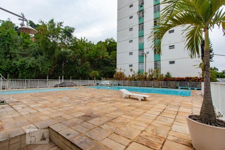 Apartamento para alugar com 46m², 2 quartos e 1 vagaÁrea comum - Piscina