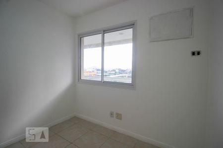 Quarto de apartamento para alugar com 2 quartos, 77m² em Recreio dos Bandeirantes, Rio de Janeiro