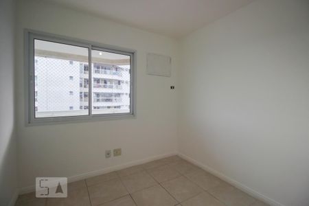 Quarto de apartamento para alugar com 2 quartos, 77m² em Recreio dos Bandeirantes, Rio de Janeiro